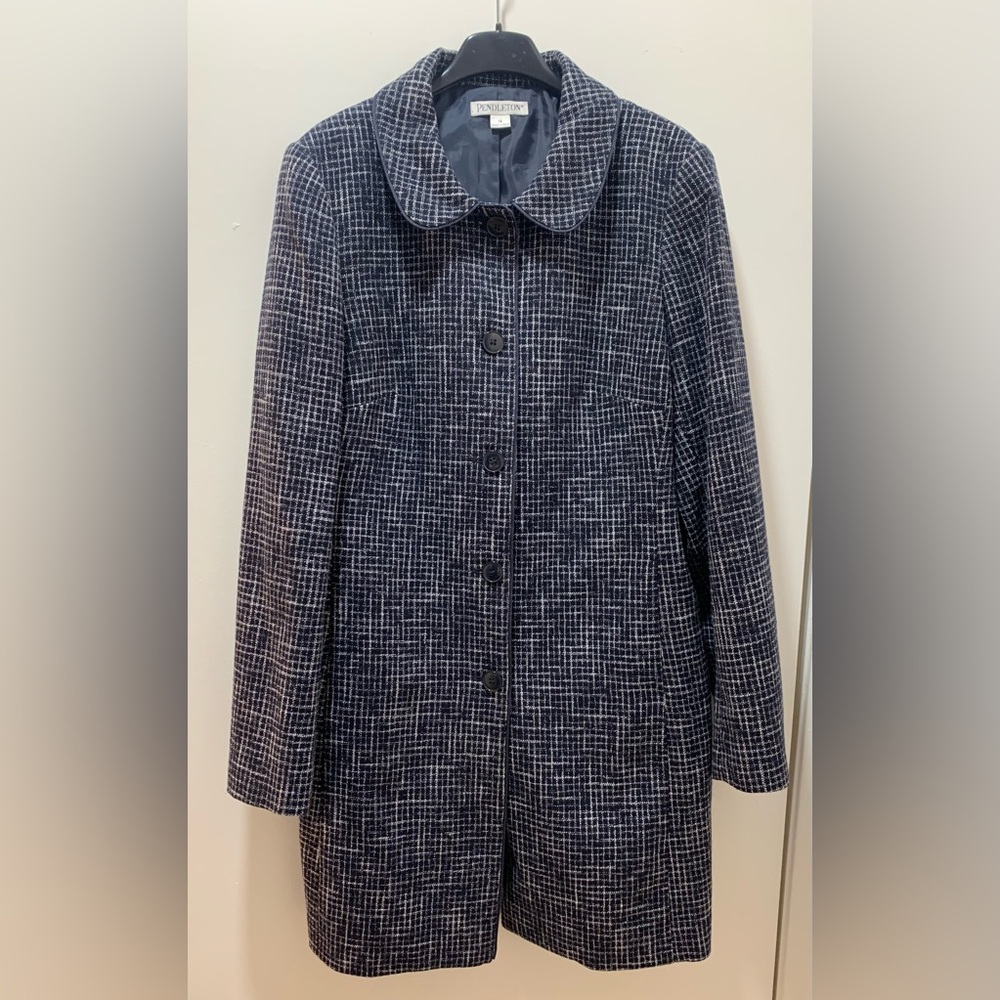 Pendleton Women's Black and White Plaid Blazer Coat